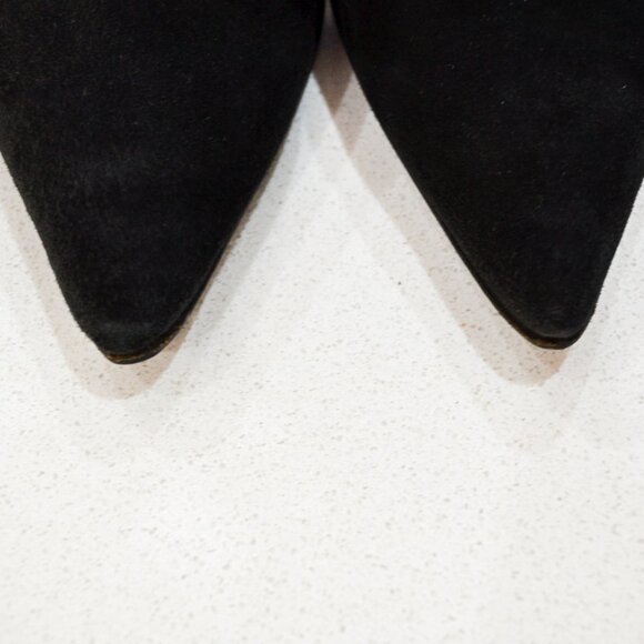 MANOLO BLAHNIK BB 105 Black Suede Stilettos - Picture 6 of 9